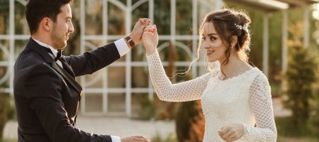 Top Tips for Choosing Your First Dance Song